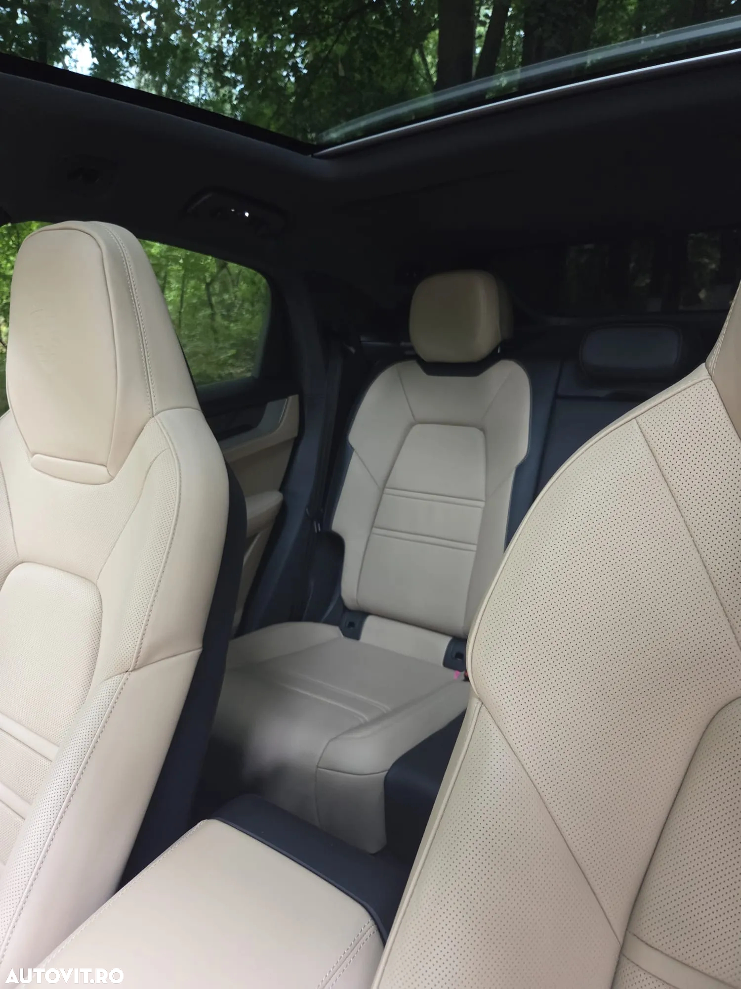 Porsche Cayenne Coupe Standard - 17