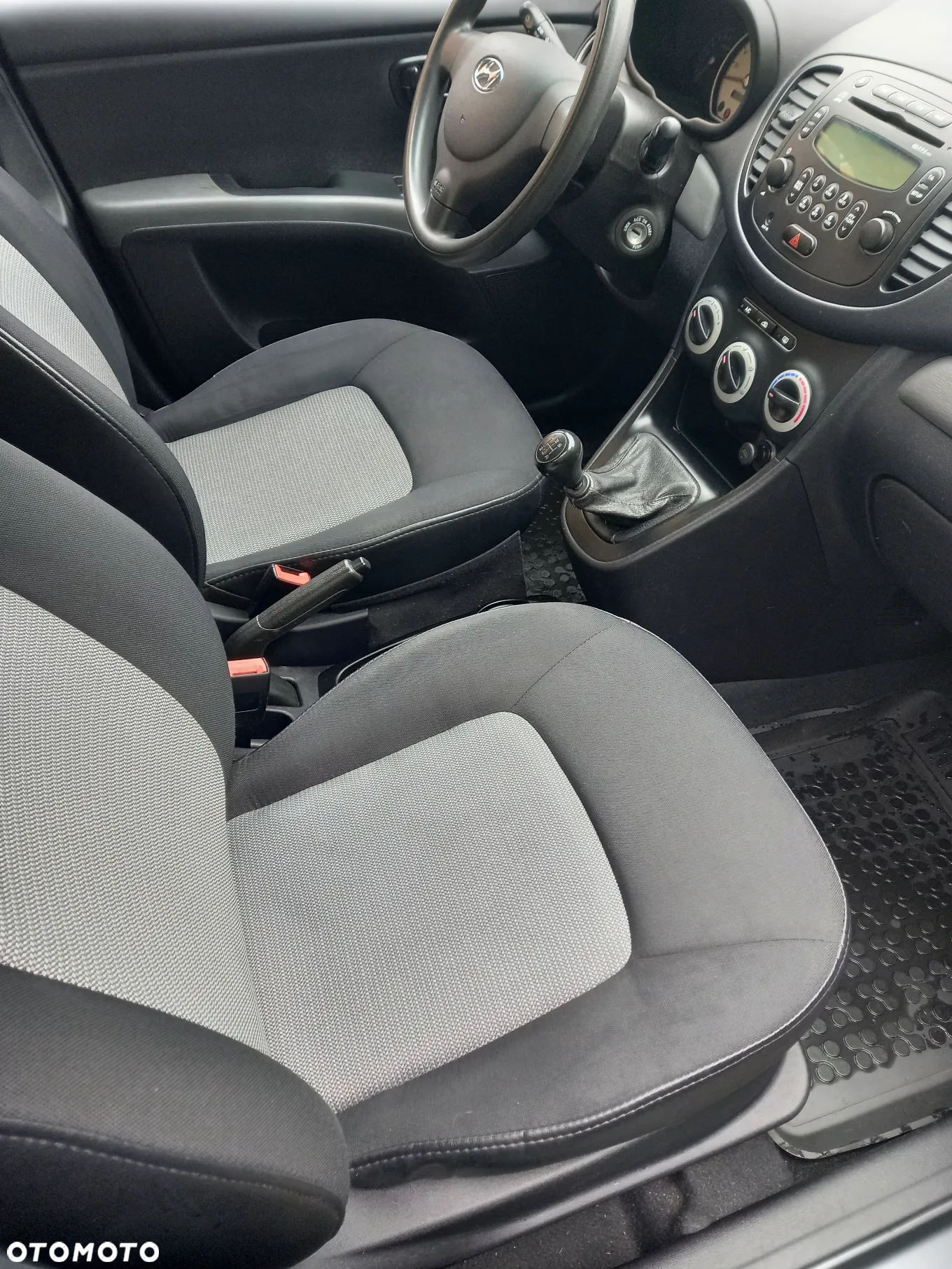 Hyundai i10 1.1 - 7