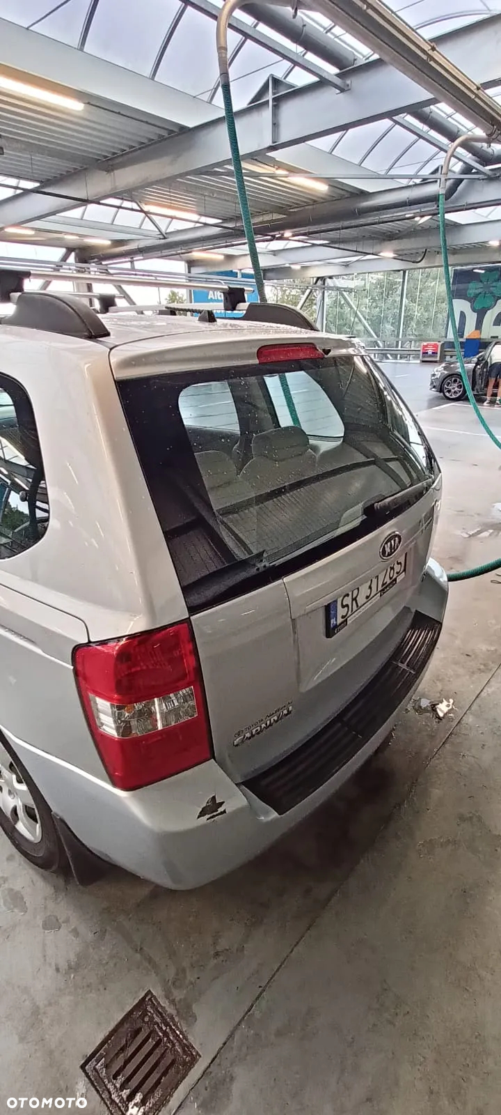 Kia Carnival 2.9 CRDi Tour - 6