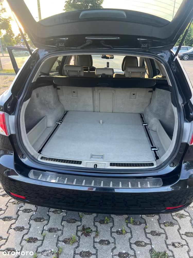 Toyota Avensis 2.0 D-4D 2010 - 11
