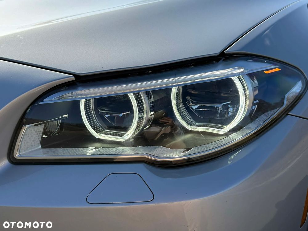 BMW Seria 5 535i xDrive Sport-Aut - 10