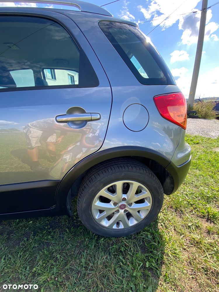 Fiat Sedici 1.6 16V 4x4 Emotion - 30