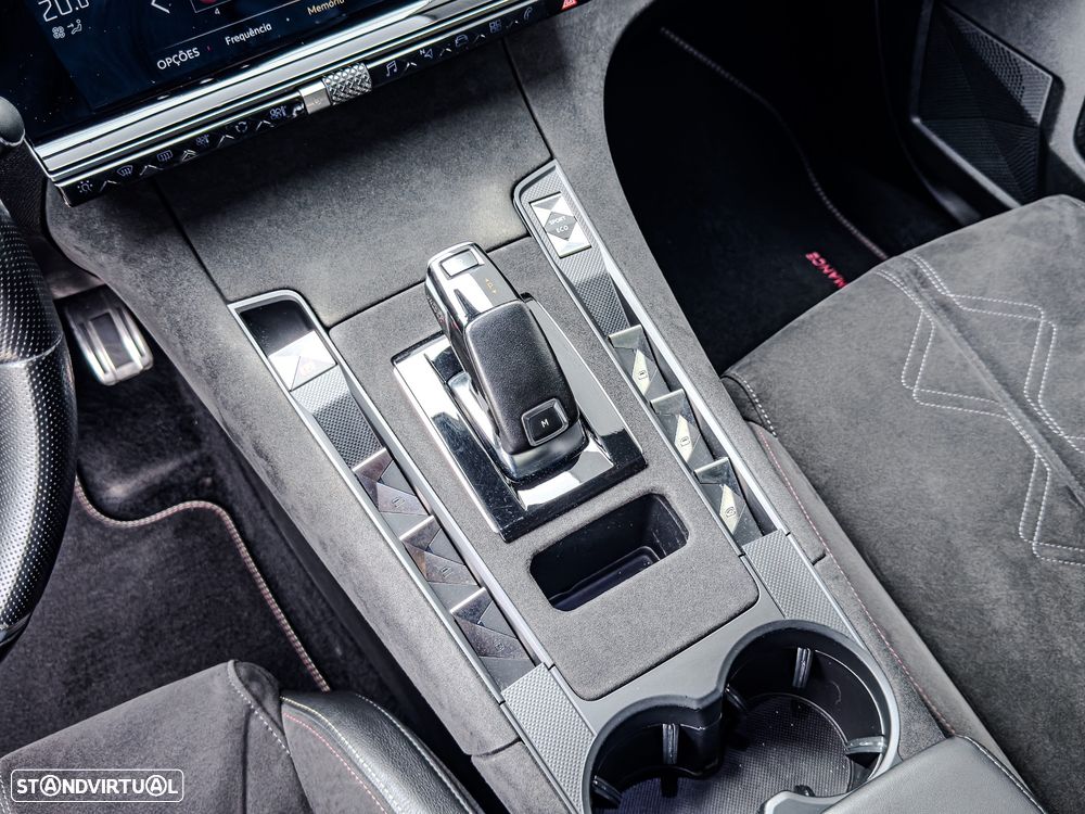 DS DS7 Crossback - 22