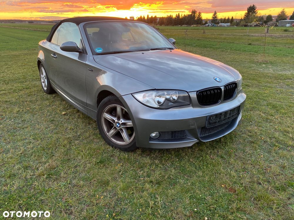 BMW Seria 1 120I 2008 photo 4