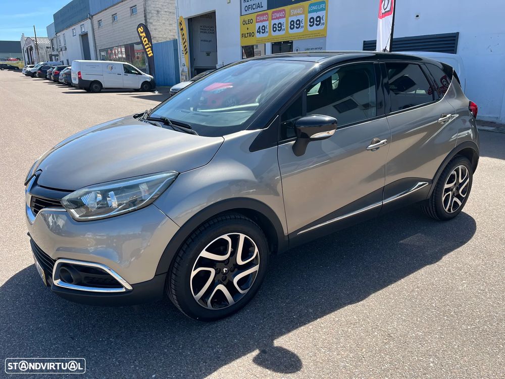 Renault Captur 0.9 TCE Exclusive - 1