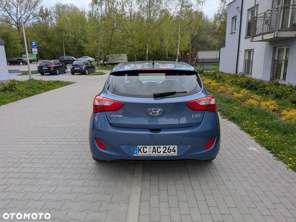 Hyundai i30 1.4 Comfort - 21