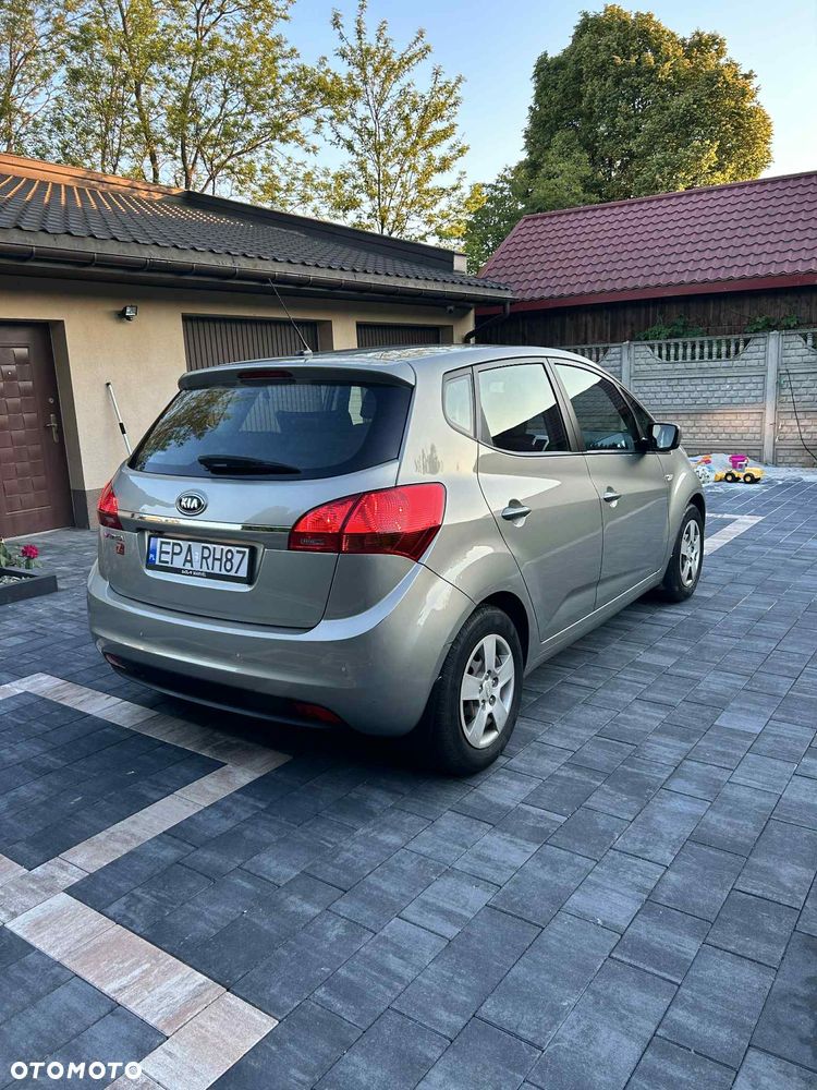 Kia Venga 1.4 L - 4