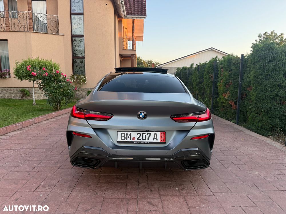 BMW Seria 8 - 7