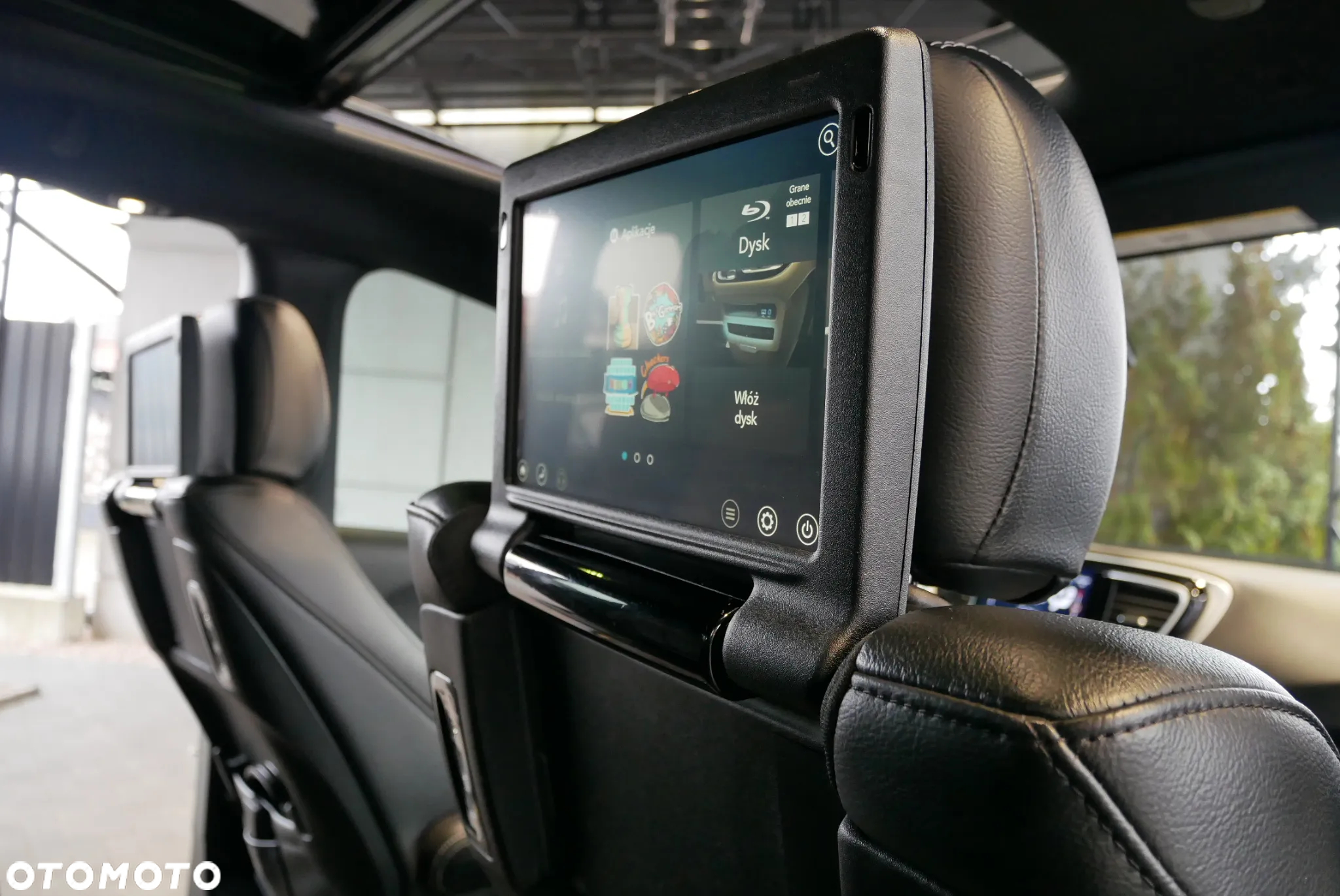 Chrysler Pacifica - 28