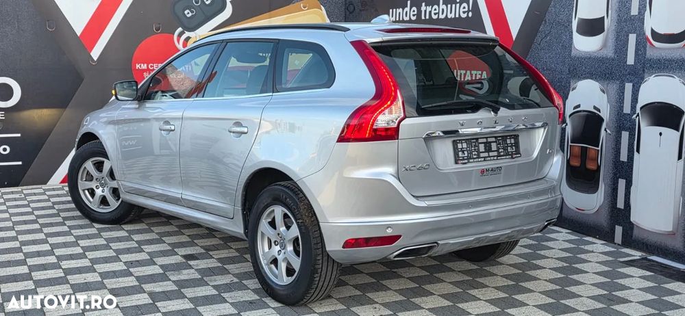 Volvo XC 60 - 6