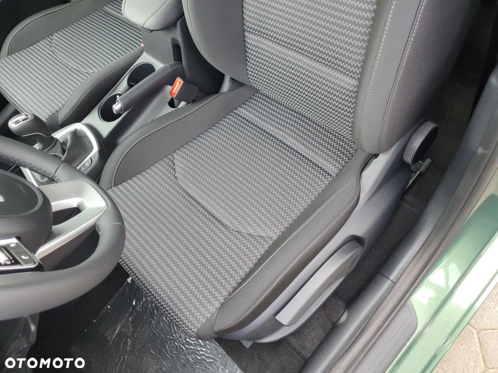 Kia Ceed 1.5 T-GDI M - 12