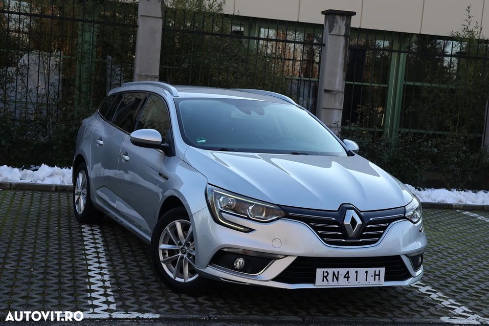 Renault Megane ENERGY dCi 110 Start & Stop Bose Edition - 3