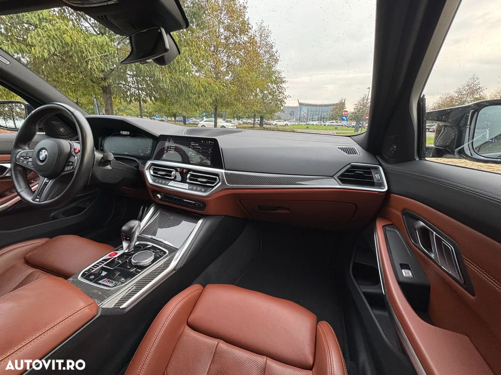 BMW M3 Competition xDrive AT - 25