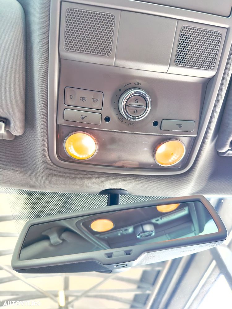 Volkswagen Tiguan - 13