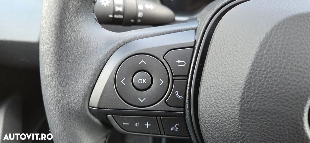 Toyota Corolla 1.8 HSD Eco - 18