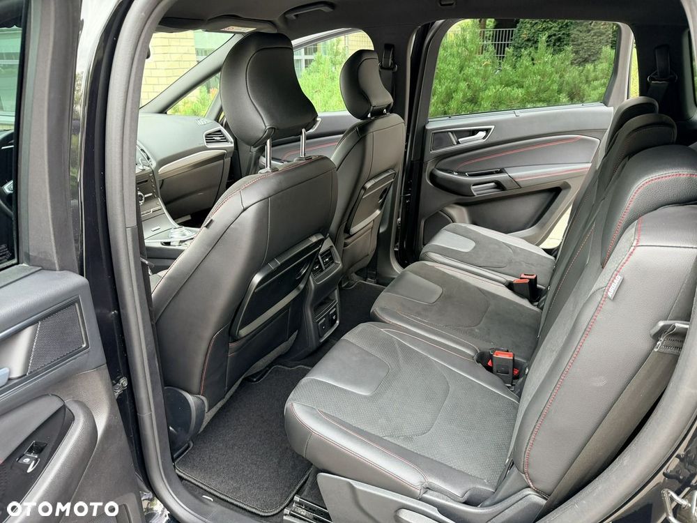 Ford S-Max - 24