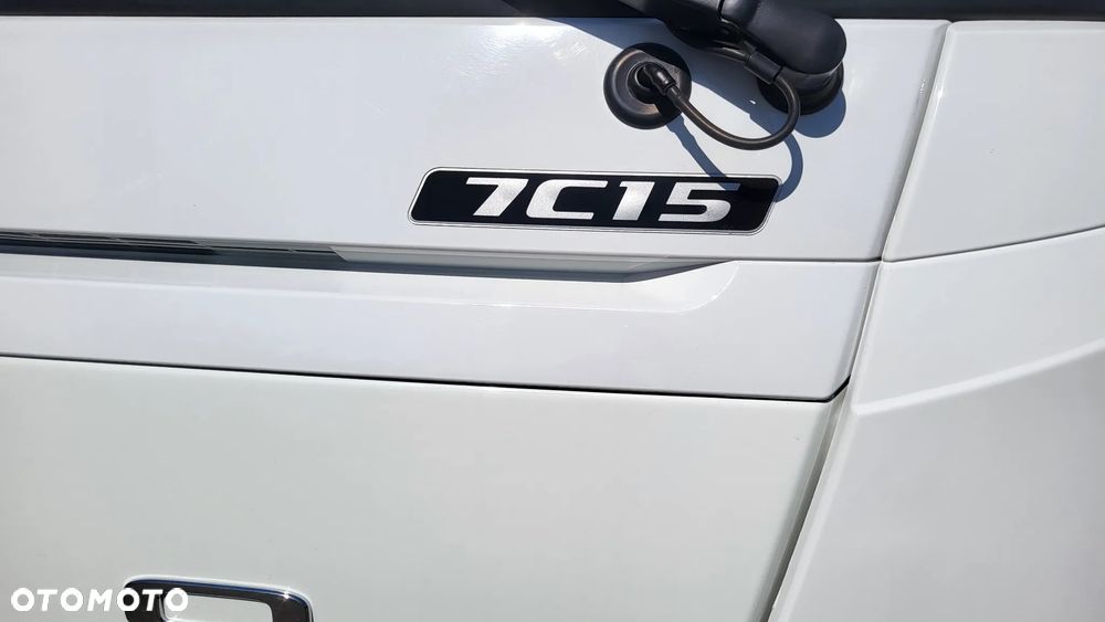 Mitsubishi Canter Fuso /Chłodnia/Mroźnia/kontener/ Izoterma/ Agregat Thermo King 450 e / Winda DHOLLANDIA 1500 KG / Mały przebieg tylko 91 tys Polski Salon ! - 11