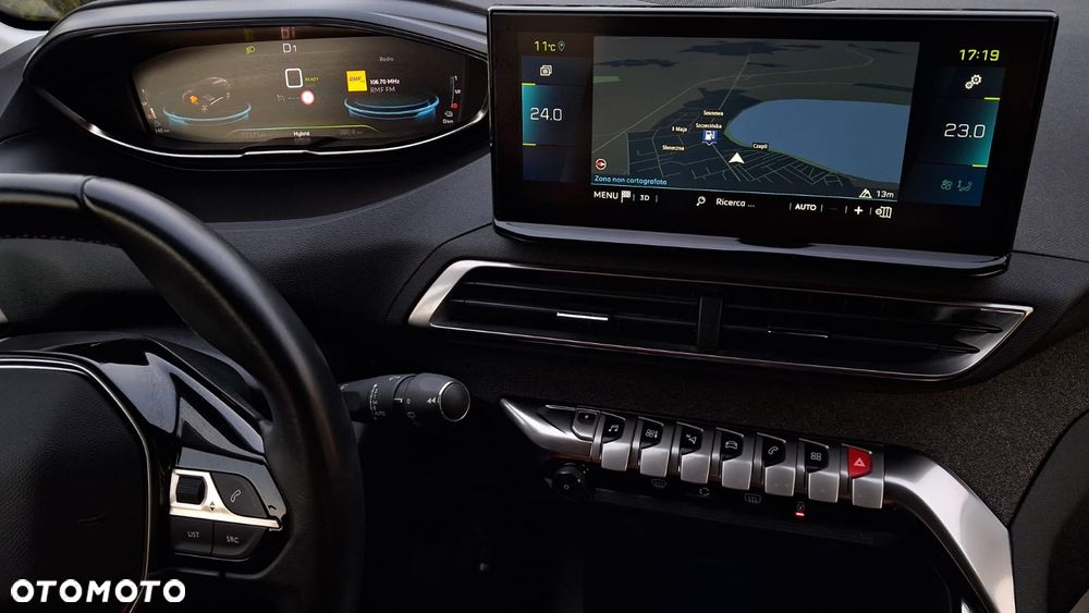 Peugeot 3008 225 e-EAT8 Allure Pack - 11