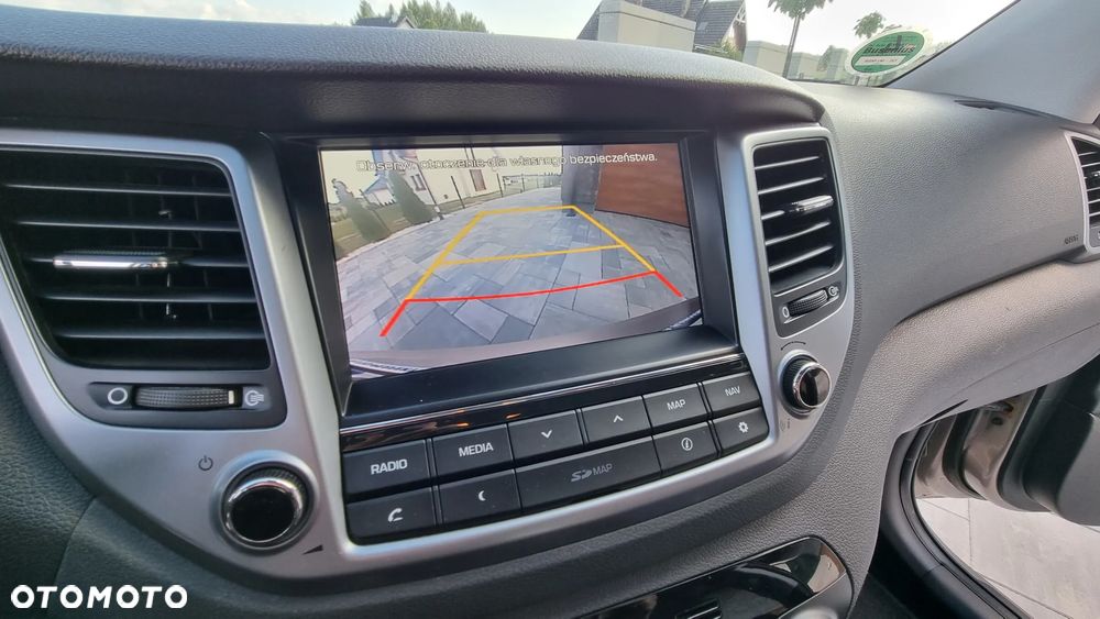 Hyundai Tucson 2.0 CRDi 4WD Automatik Intro Edition - 12