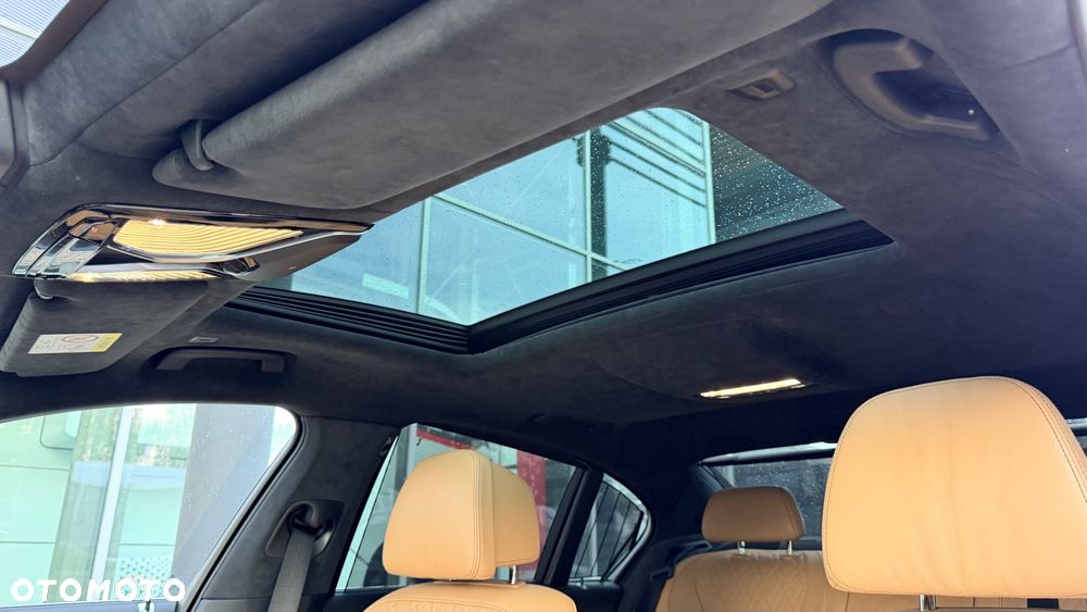 BMW Seria 7 740Ld xDrive sport - 13