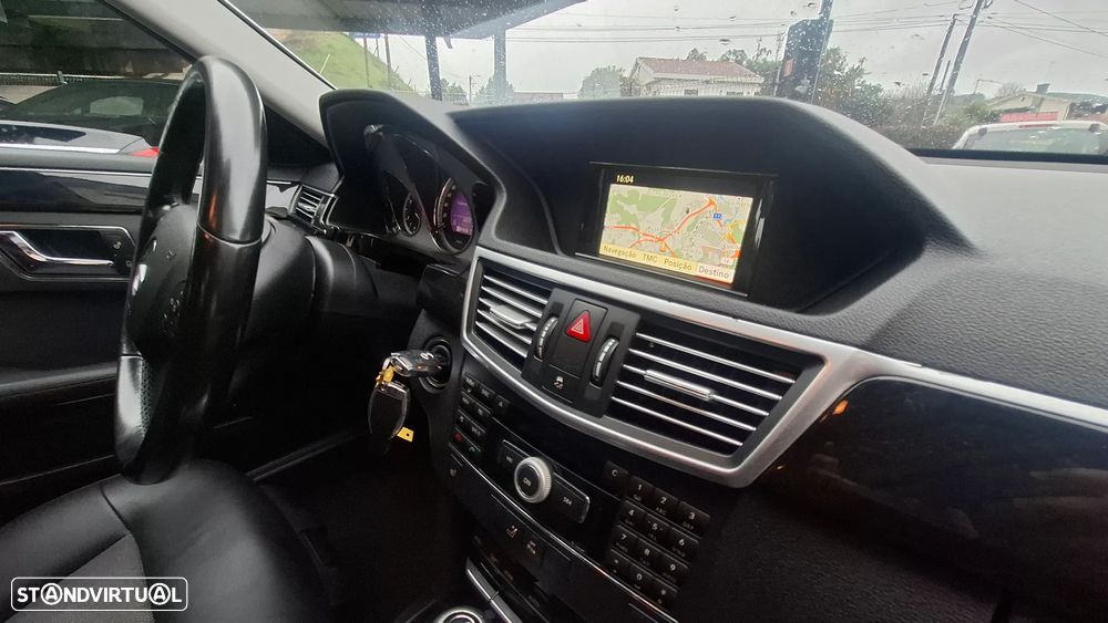 Mercedes-Benz E 200 CDI DPF BlueEFFICIENCY Auto Avantgarde - 35