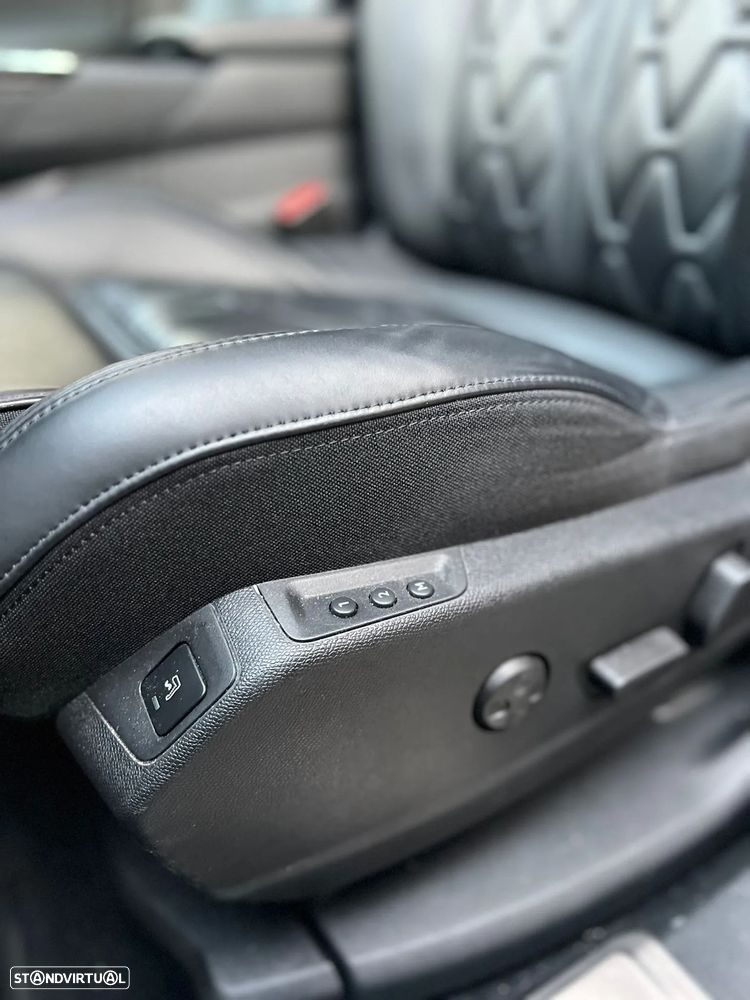 Peugeot 3008 1.6 Hybrid4 GT Pack e-EAT8 - 12