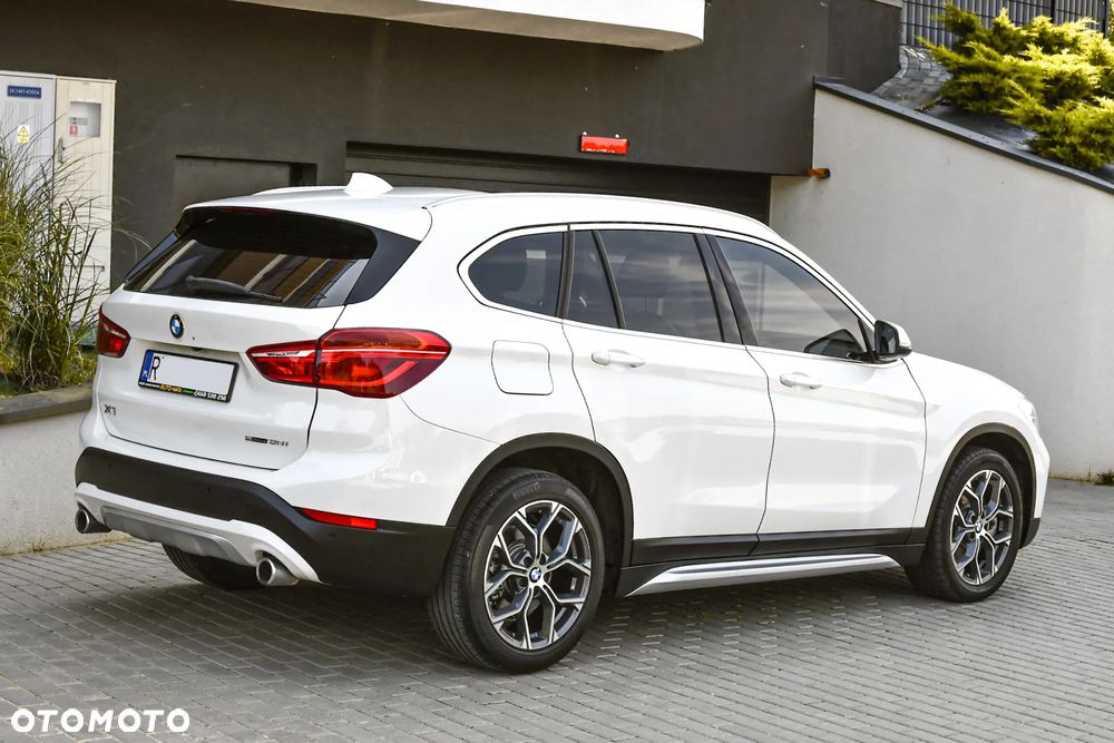 BMW X1 xDrive25i M Sport - 5