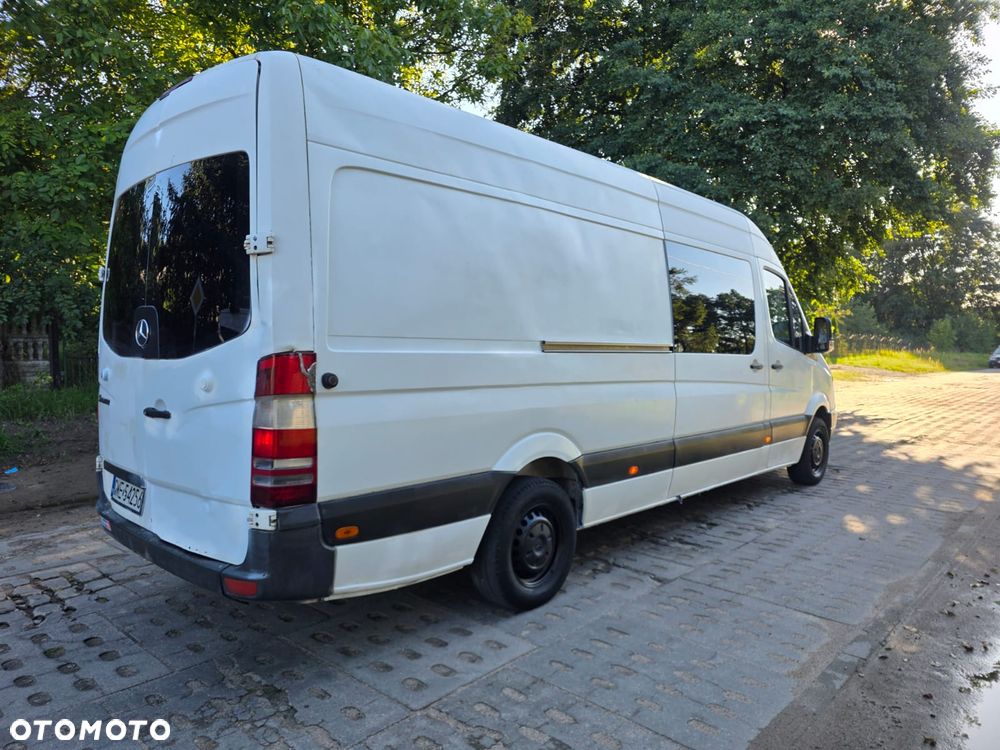 Mercedes-Benz Sprinter - 8
