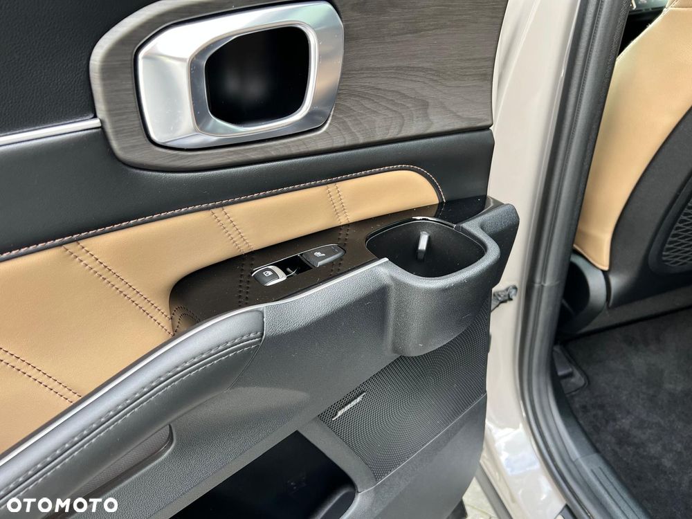 Kia Sorento - 30
