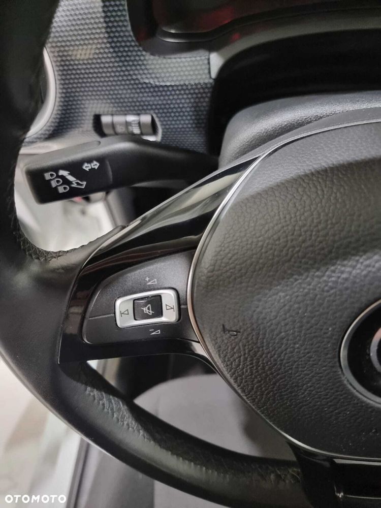 Volkswagen up! - 22