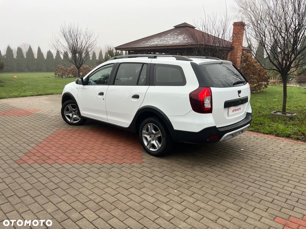 Dacia Logan dCi 90 S&S Stepway Celebration - 5