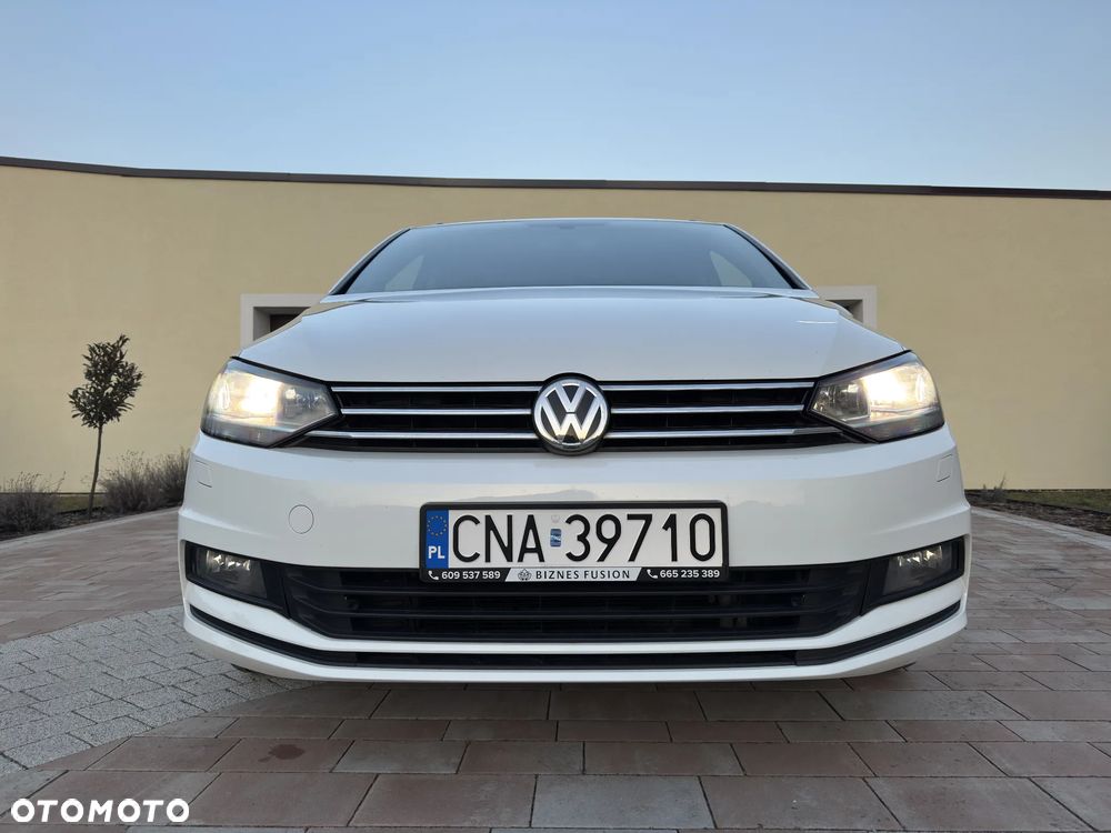 Volkswagen Touran 2.0 TDI SCR DSG Comfortline - 3