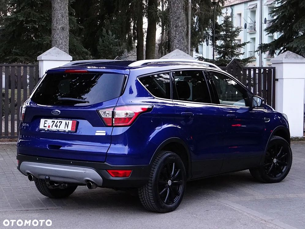 Ford Kuga 1.5 EcoBoost 2x4 Titanium - 19
