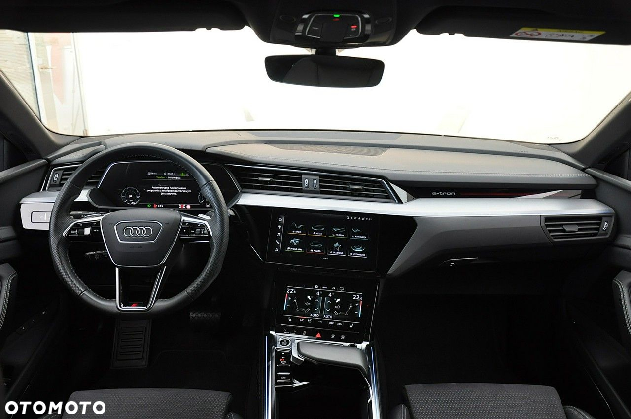 Audi e-tron - 17