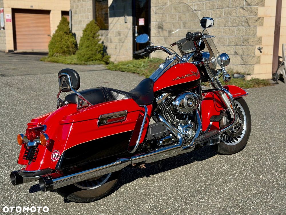 Harley-Davidson Touring Road King - 12