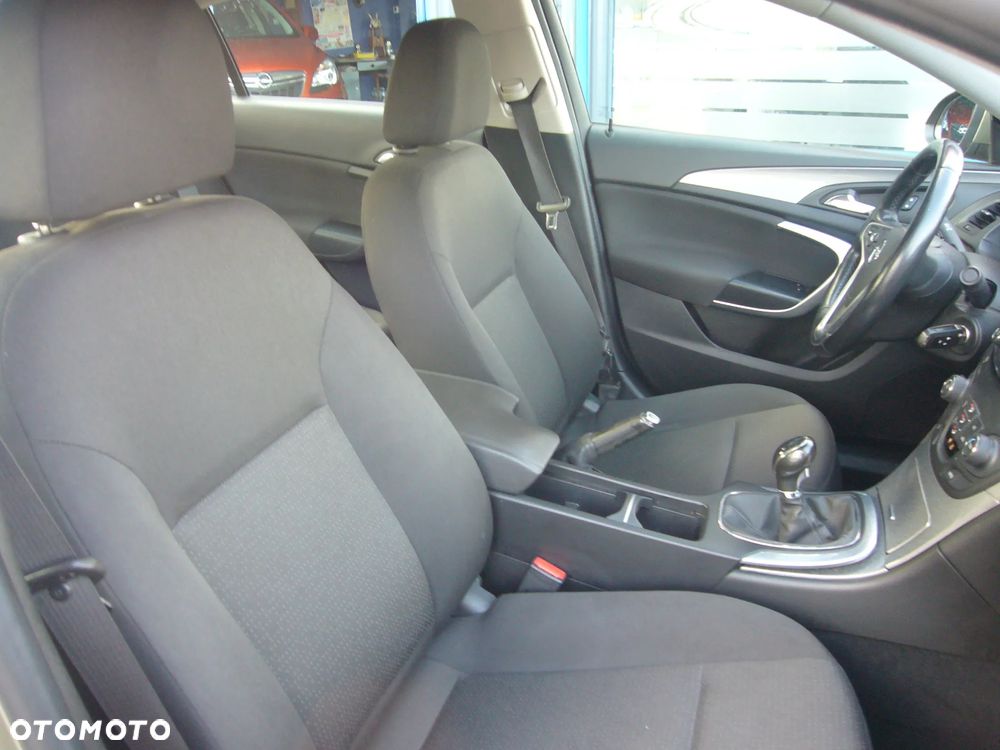 Opel Insignia 1.4 T Active S&S - 19