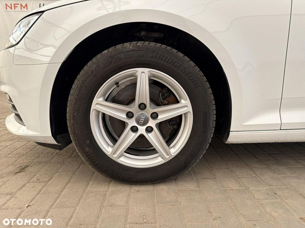 Audi A4 Limousine 35 TFSI S tronic - 21