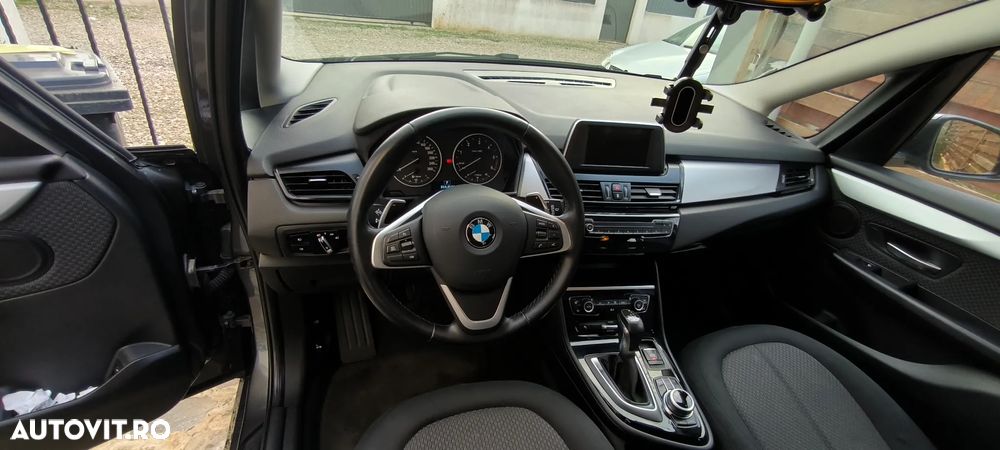 BMW Seria 2 218d Aut. - 23