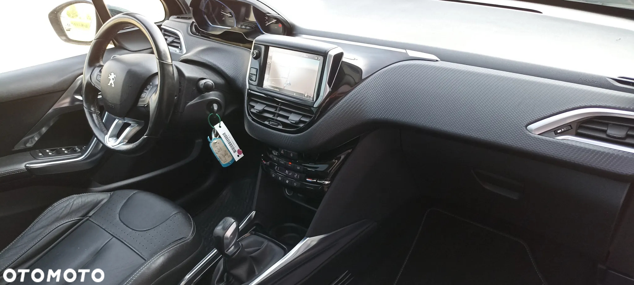 Peugeot 2008 BlueHDi 100 STOP & START Business-Line - 26