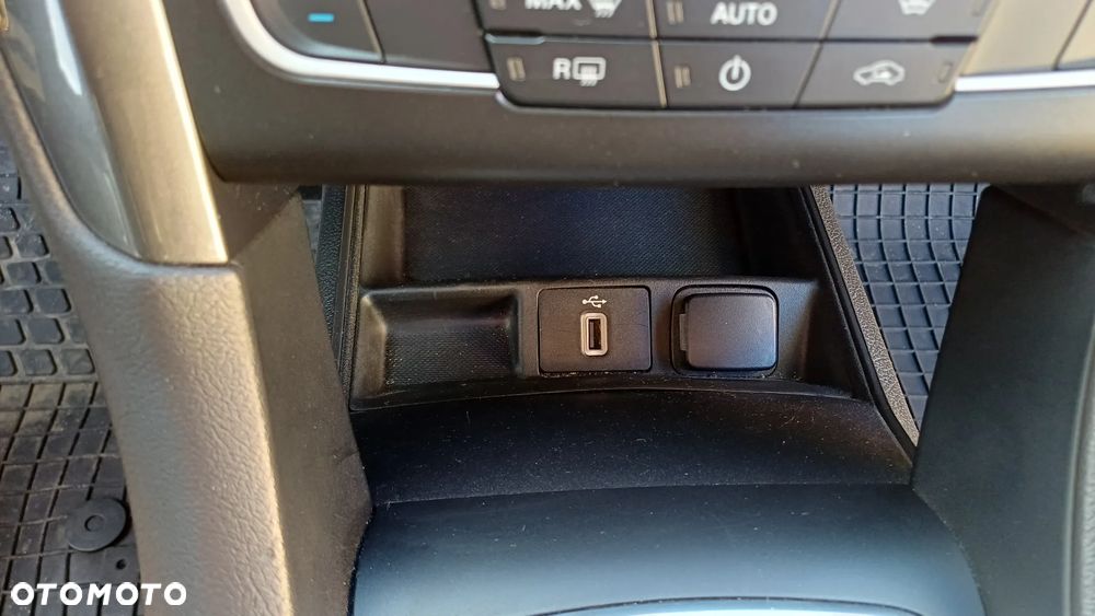 Ford Mondeo 2.0 EcoBlue Trend - 20