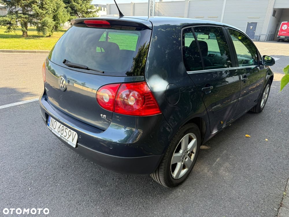 Volkswagen Golf 1.6 United - 4