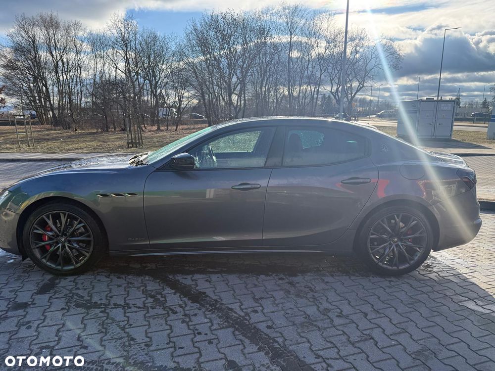 Maserati Ghibli S GranSport - 6