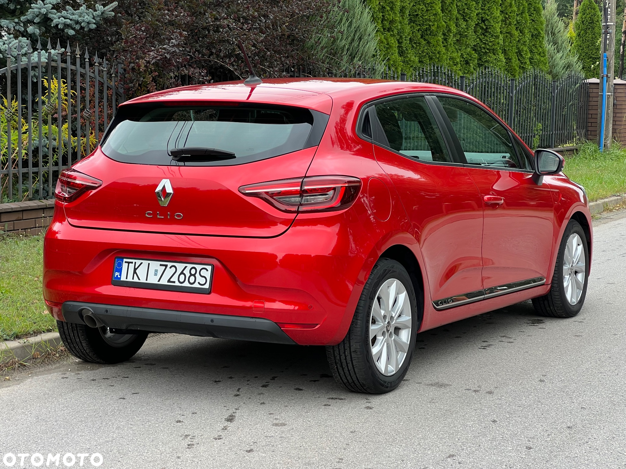 Renault Clio - 2