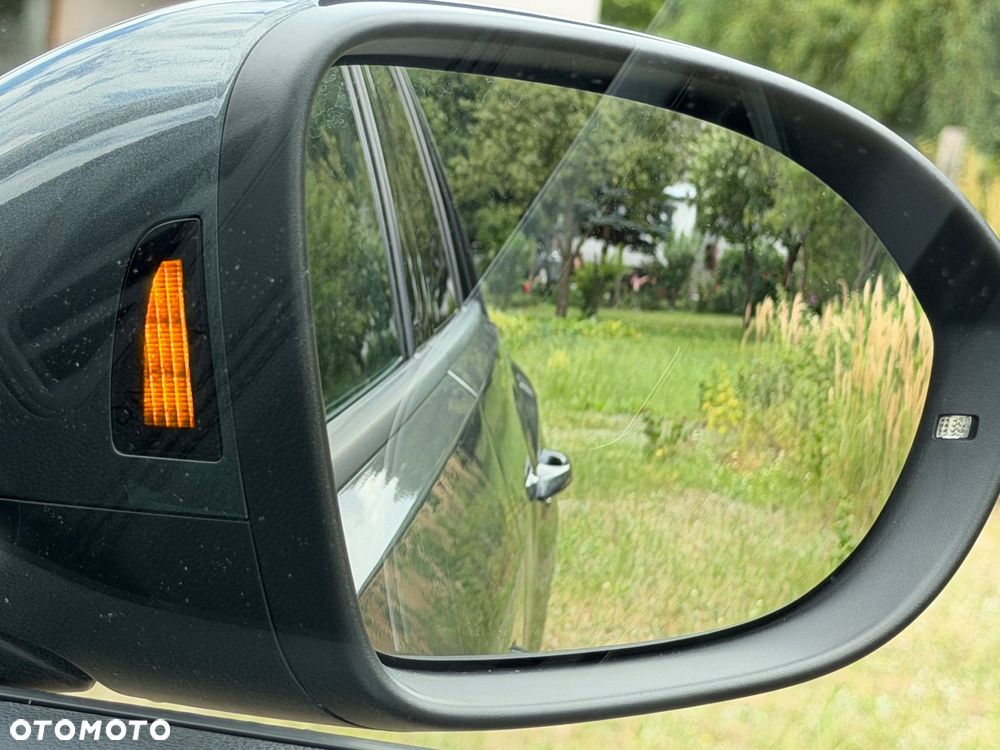Volkswagen T-Roc 1.5 TSI Life Plus DSG - 23