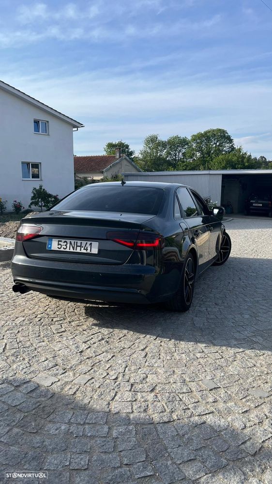 Audi A4 2.0 TDI multitronic Advance - 2