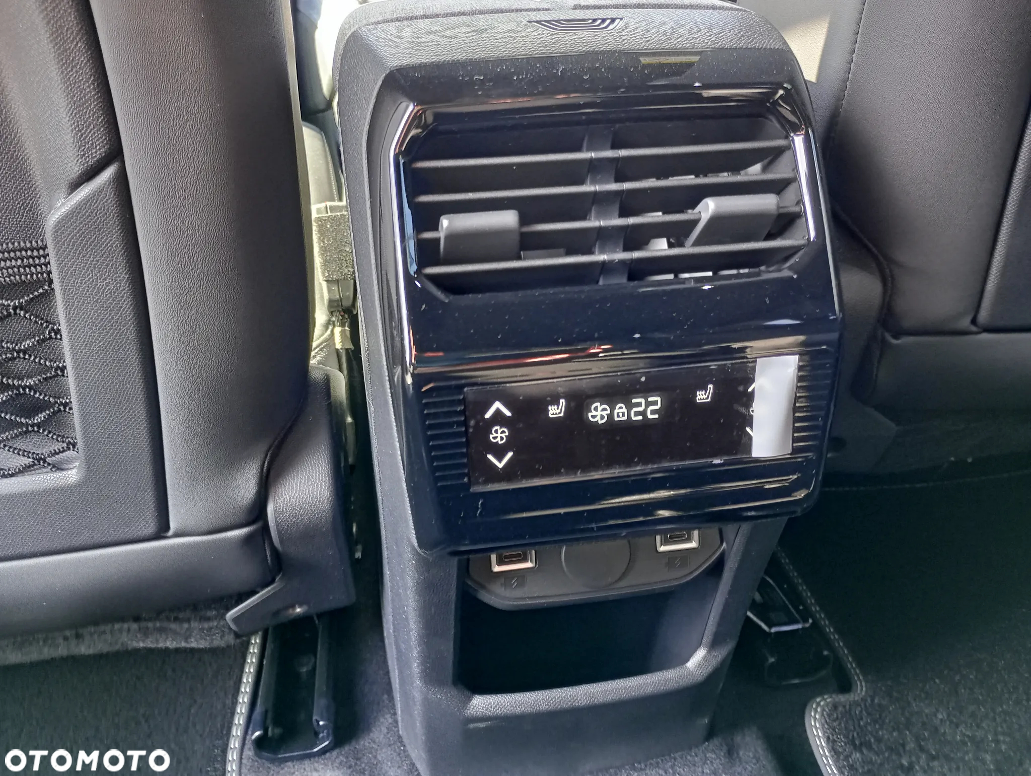 Peugeot 5008 1.2 PureTech mHEV GT S&S e-DCS6 - 12