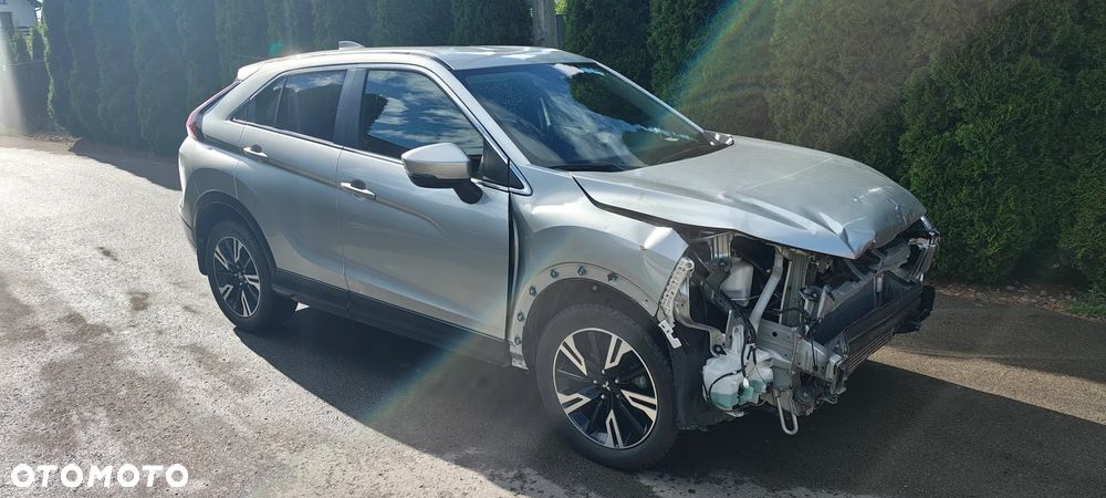 Mitsubishi Eclipse Cross 1.5 T GPF Intense Pro CVT 4WD - 5