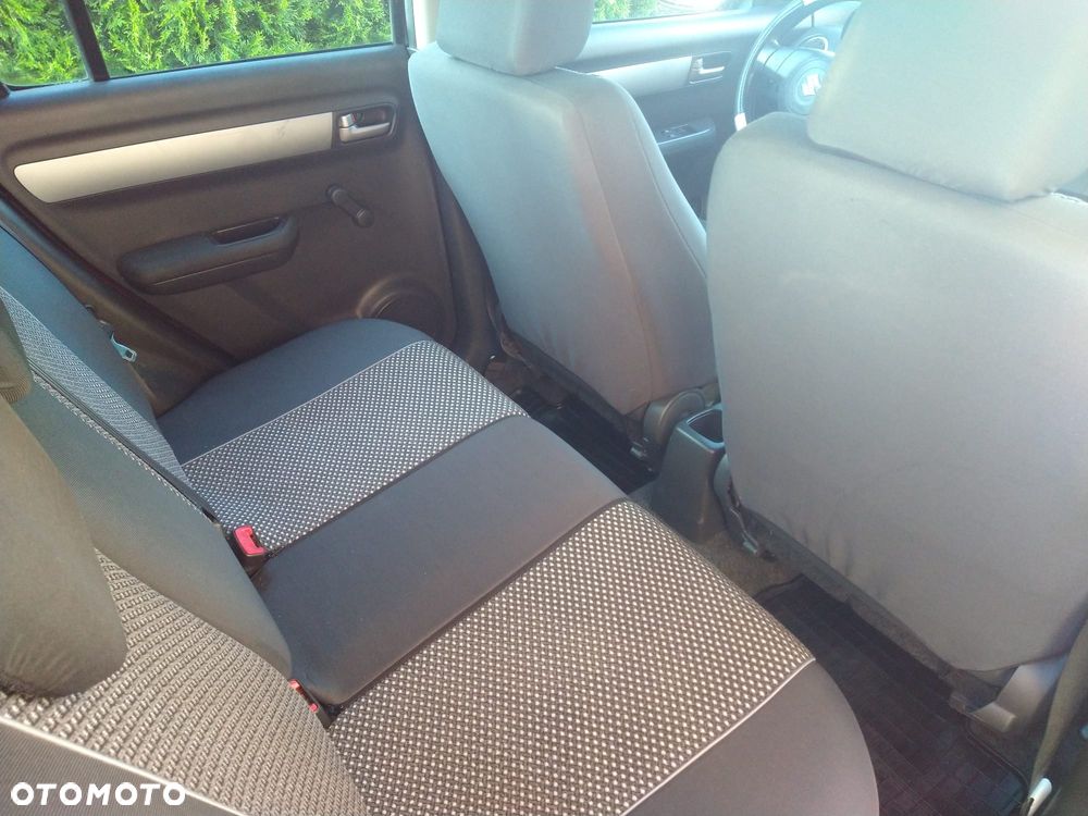Suzuki Swift 1.3 JB Edition - 7