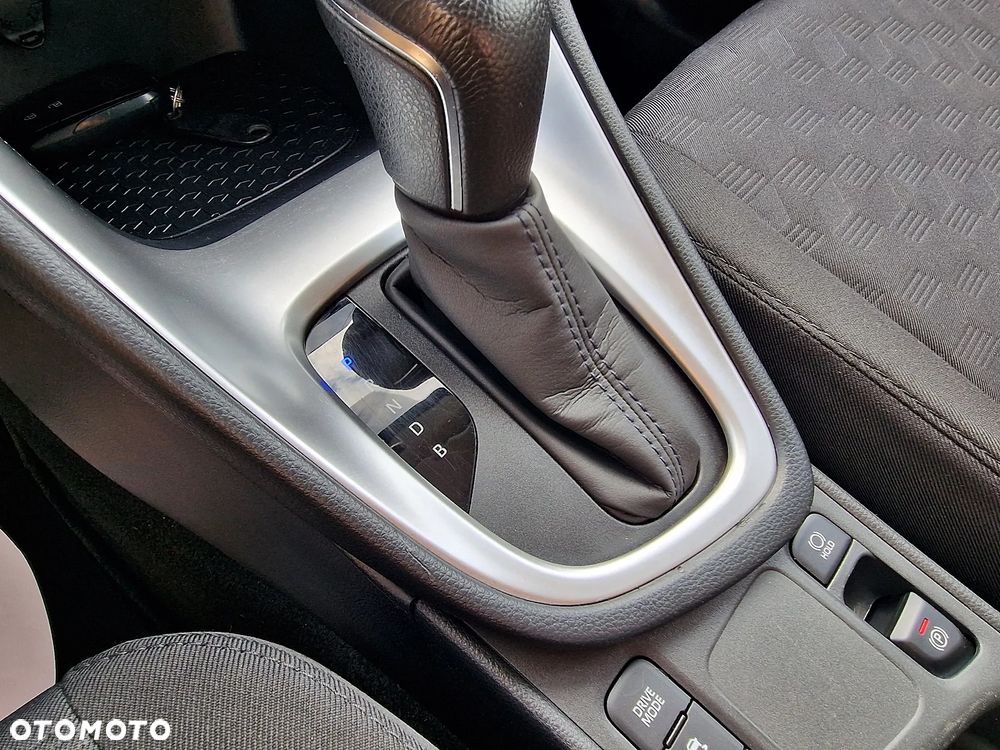 Toyota Yaris - 16