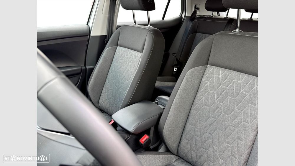 VW T-Cross 1.0 TSI Life DSG - 12